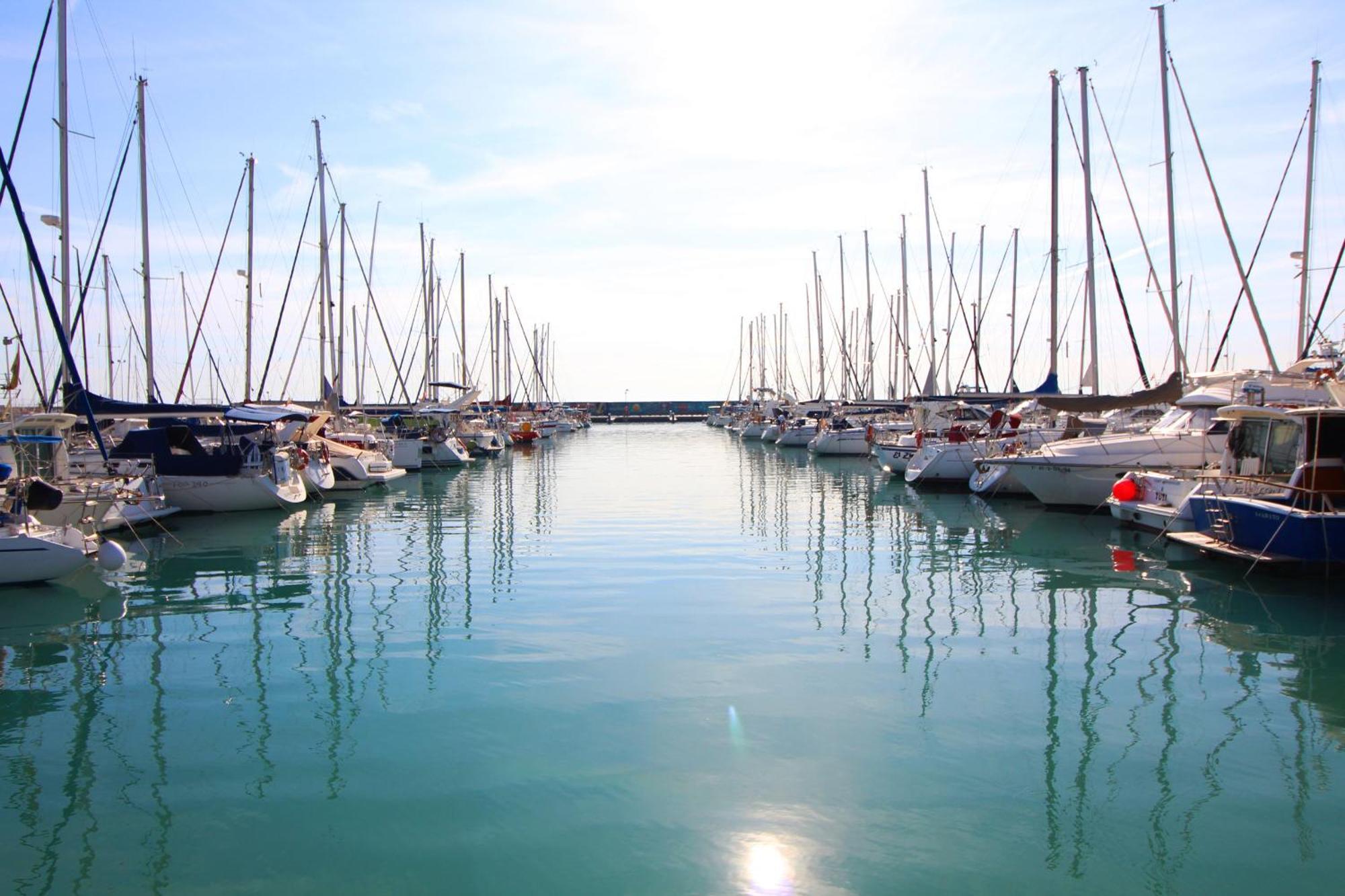 Global Properties, Apartamento Con Terraza Y Vistas Al Mar Y A La Montana Canet d'En Berenguer Exterior foto